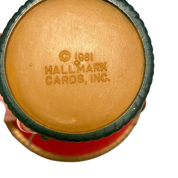 Vintage Sailing Santa 1981 Hallmark Keepsake Christmas Ornament - Picture 6 of 9